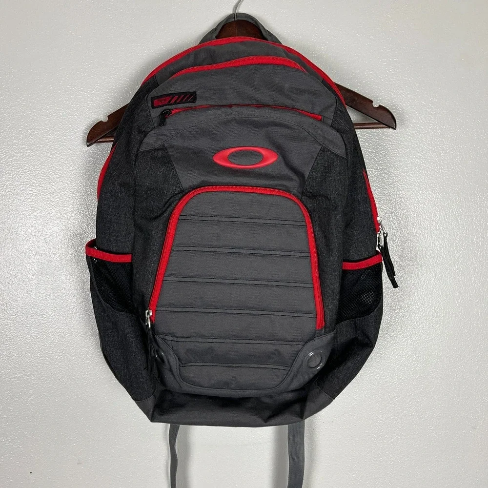 Oakley Backpack 5 Speed Pack Gray Red Travel Commute School‎ Work College